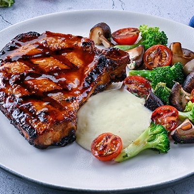 Smokey Pork Chop with Creamy Potatoes